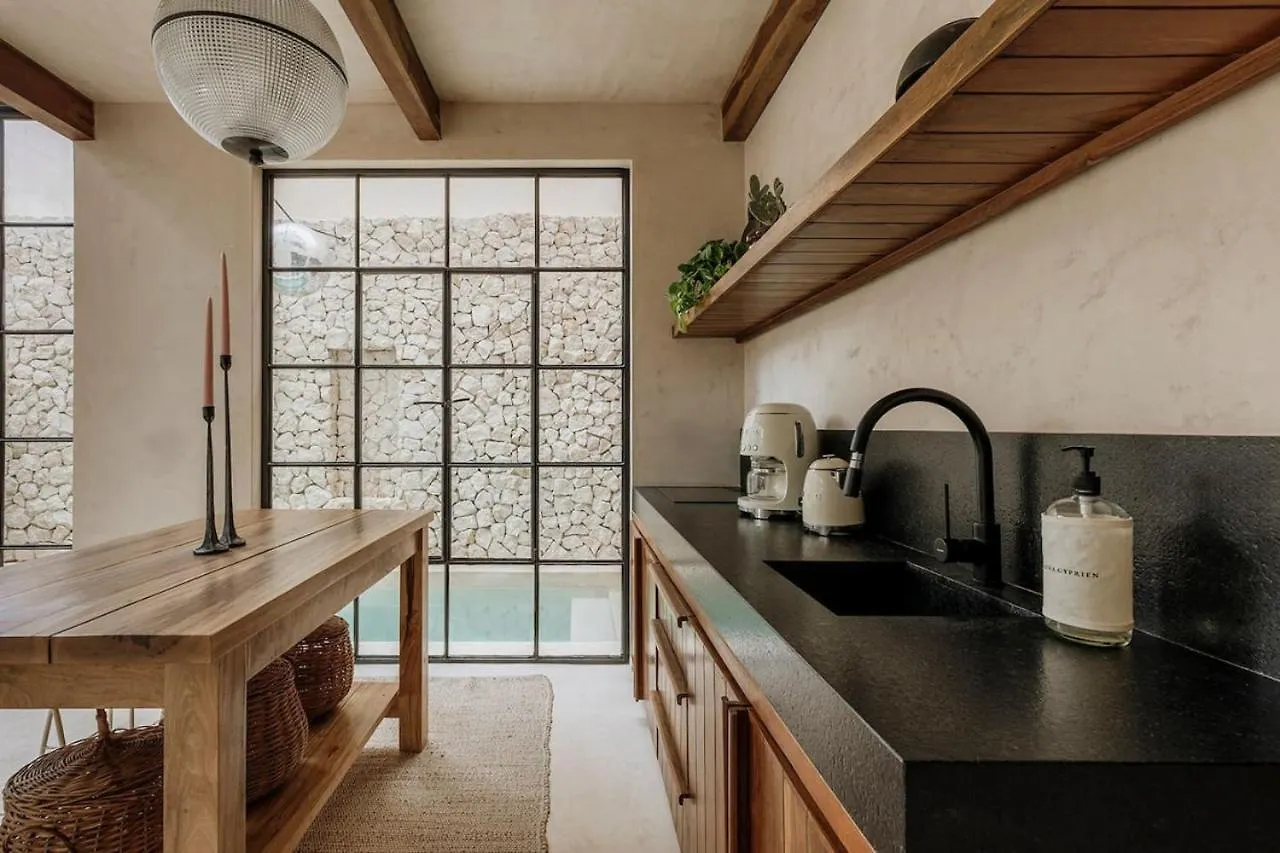 Casa Crocata Romance And Retro Tulum Apartment